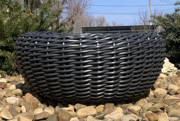 Кашпо зі штучного ротанга 12 л (графіт)